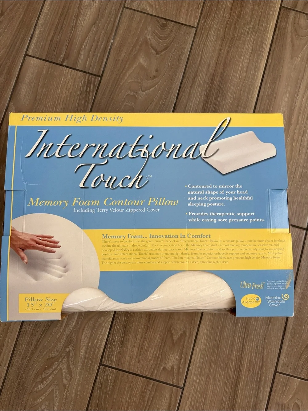 International Touch Memory Foam Contour Pillow NEW IN BOX